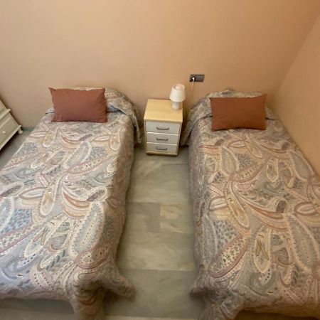 Apartamento Cristobal Colon Apartment Cadiz Bagian luar foto