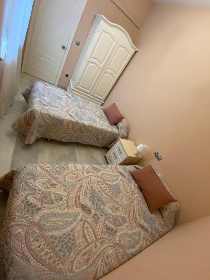 Apartamento Cristobal Colon Apartment Cadiz Bagian luar foto